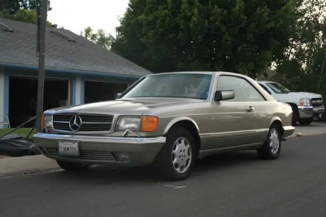 1990 Mercedes-Benz 500-Series 2 door coupe