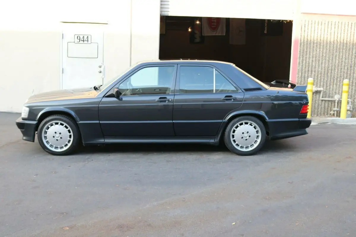 1990 Mercedes-Benz 190-Series