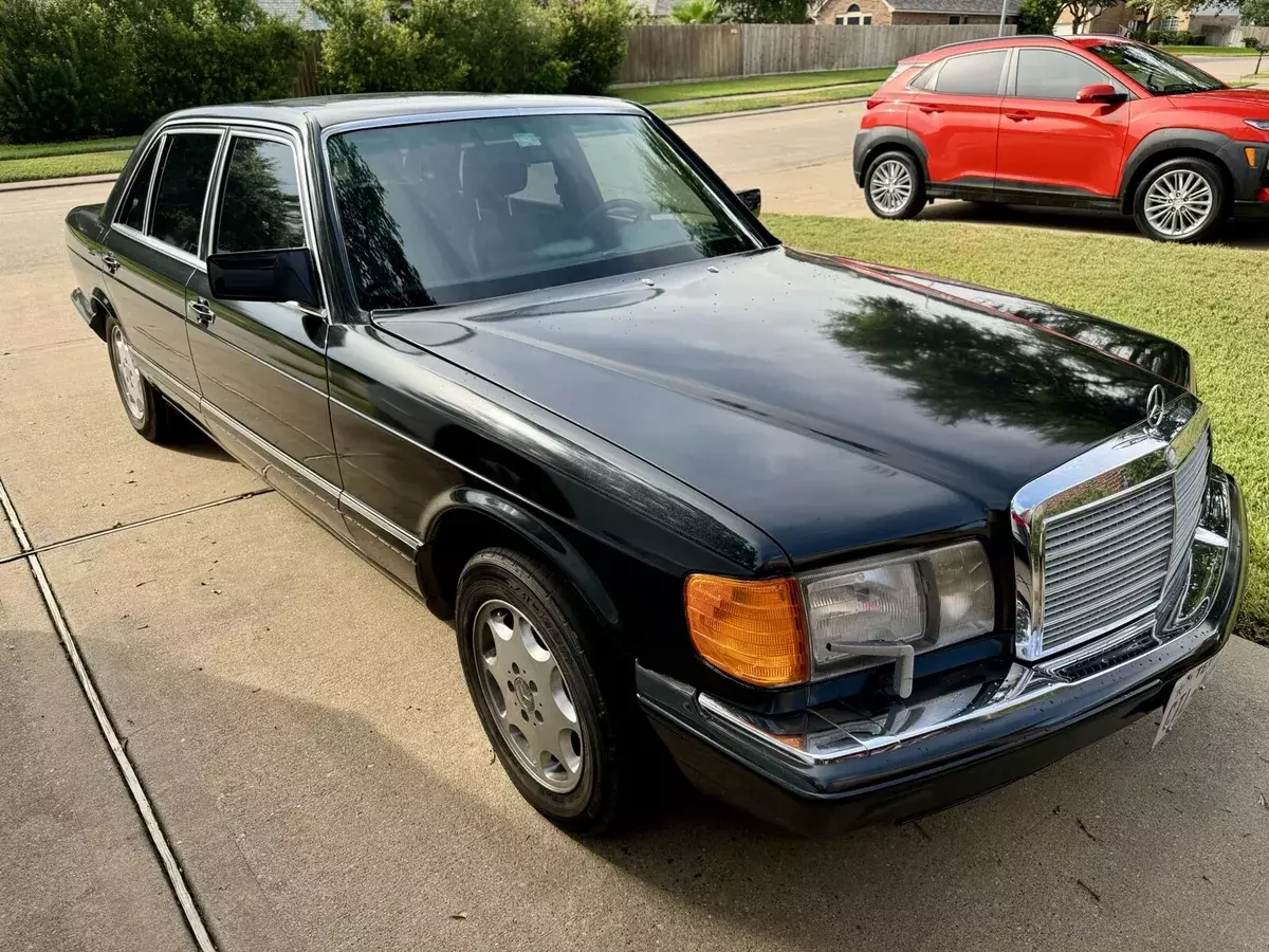 1990 Mercedes-Benz 500-Series SEL