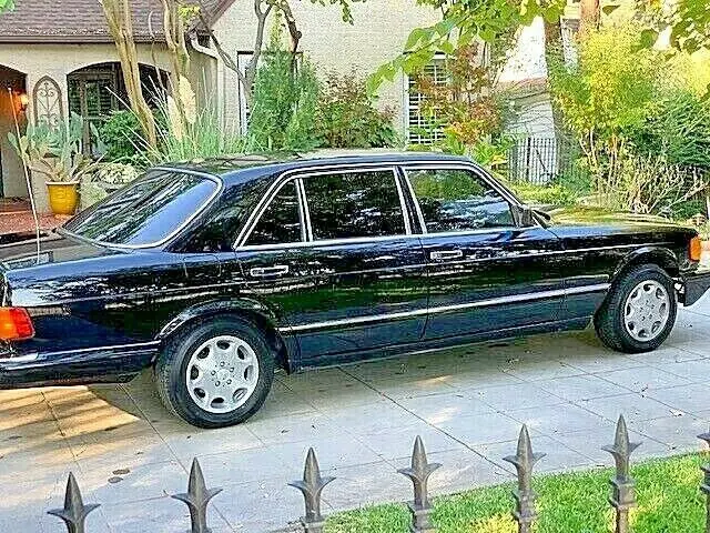 1990 Mercedes-Benz 500-Series