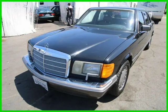 1990 Mercedes-Benz 500-Series 4 Dr