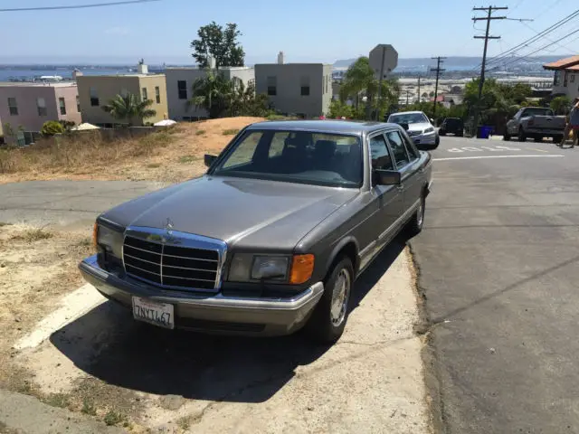 1990 Mercedes-Benz 500-Series 560SEL 4dr Sedan