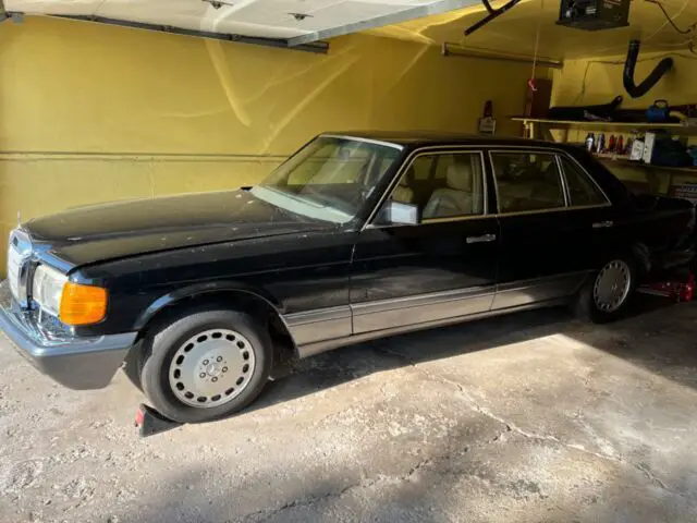 1990 Mercedes-Benz 500-Series 560 Series 4dr Sedan 560SEL