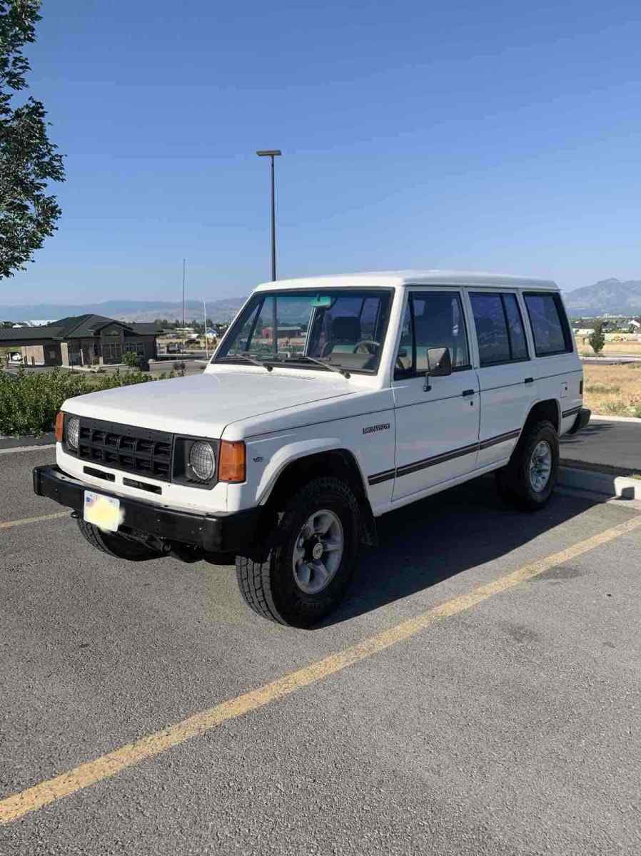 1990 Mitsubishi Montero