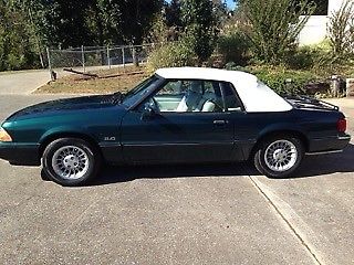 1990 Ford Mustang LX Convertible 7-UP Special Edition