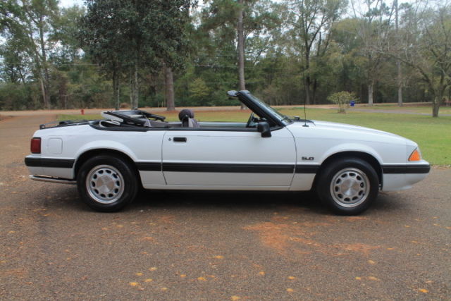 1990 Ford Mustang 5.0 LX Convertible