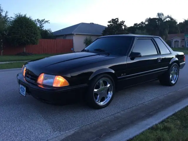 1990 Ford Mustang LX