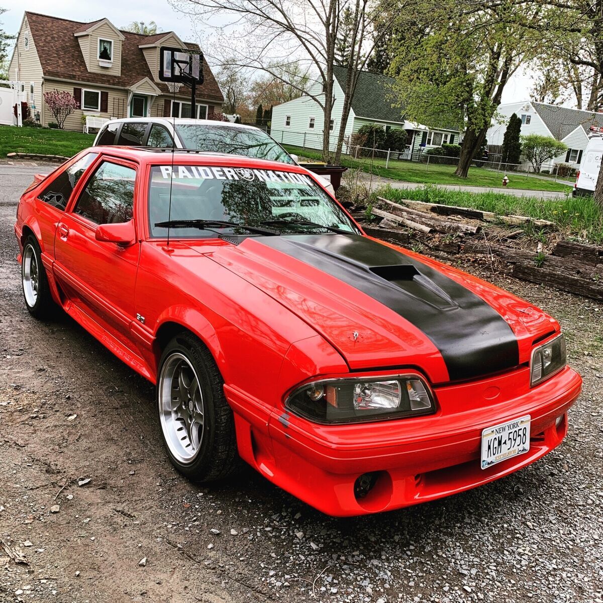 1990 Ford Mustang