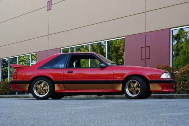 1990 Ford Mustang