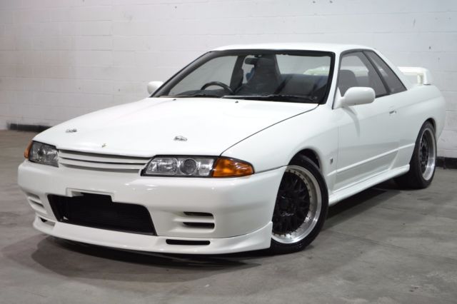 1990 Nissan GT-R R32 GT-R