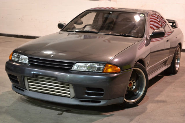 1990 Nissan GT-R