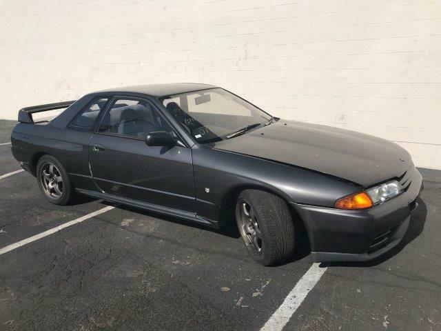 1990 Nissan GT-R --