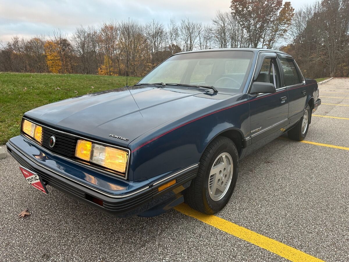 1990 Pontiac 6000 LE
