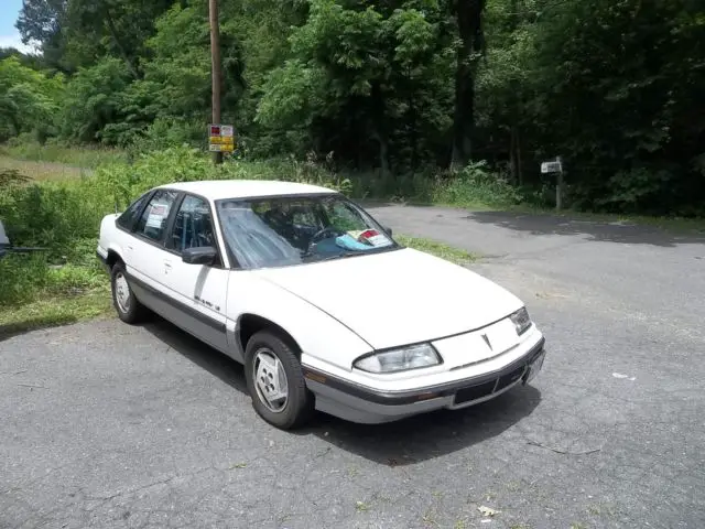 1990 Pontiac Grand Prix SE