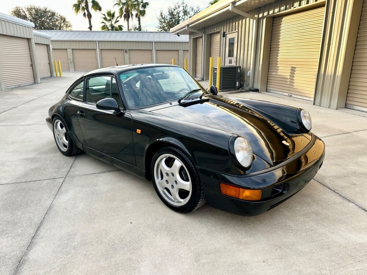 1990 Porsche 911 Coupe C4