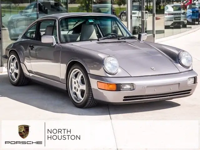 1990 Porsche 911 Carrera 4 Coupe