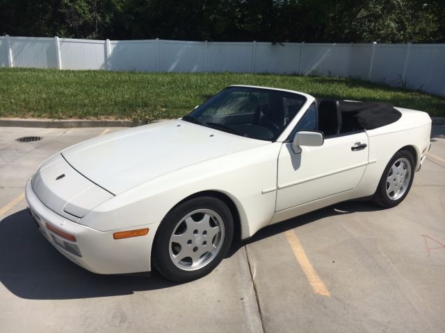 1990 Porsche 944 S2