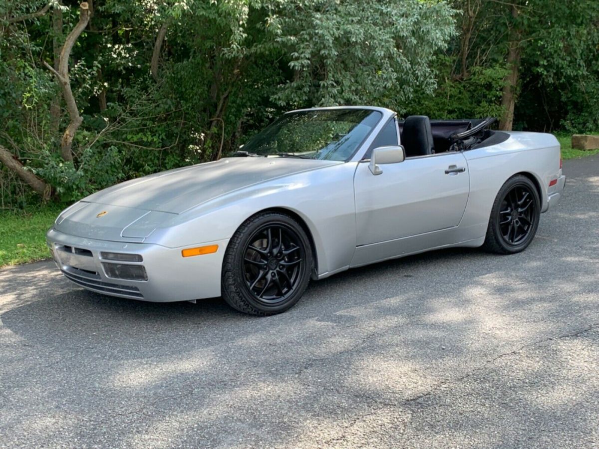 1990 Porsche 944 S2