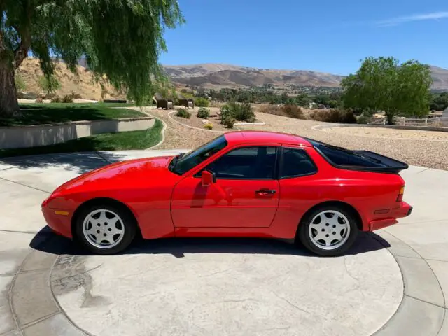 1990 Porsche 944 S2