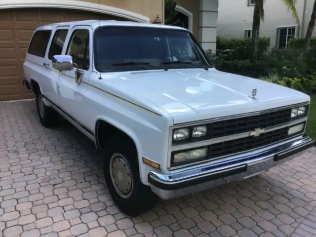 1990 Chevrolet Suburban Silverado