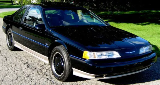 1990 Ford Thunderbird Super Coupe