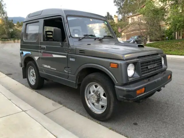 1990 Suzuki Samurai Gray