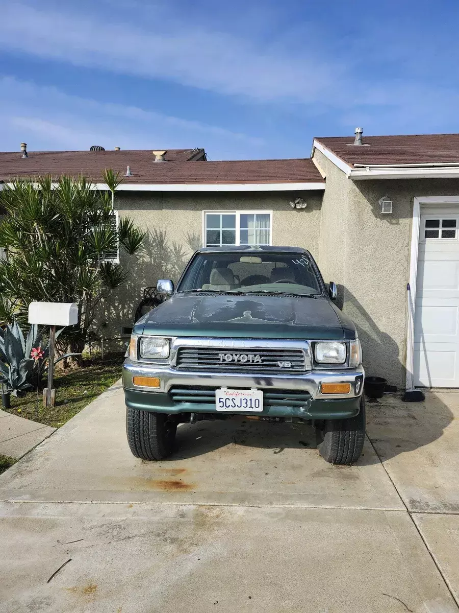 1990 Toyota 4Runner VN39 SR5