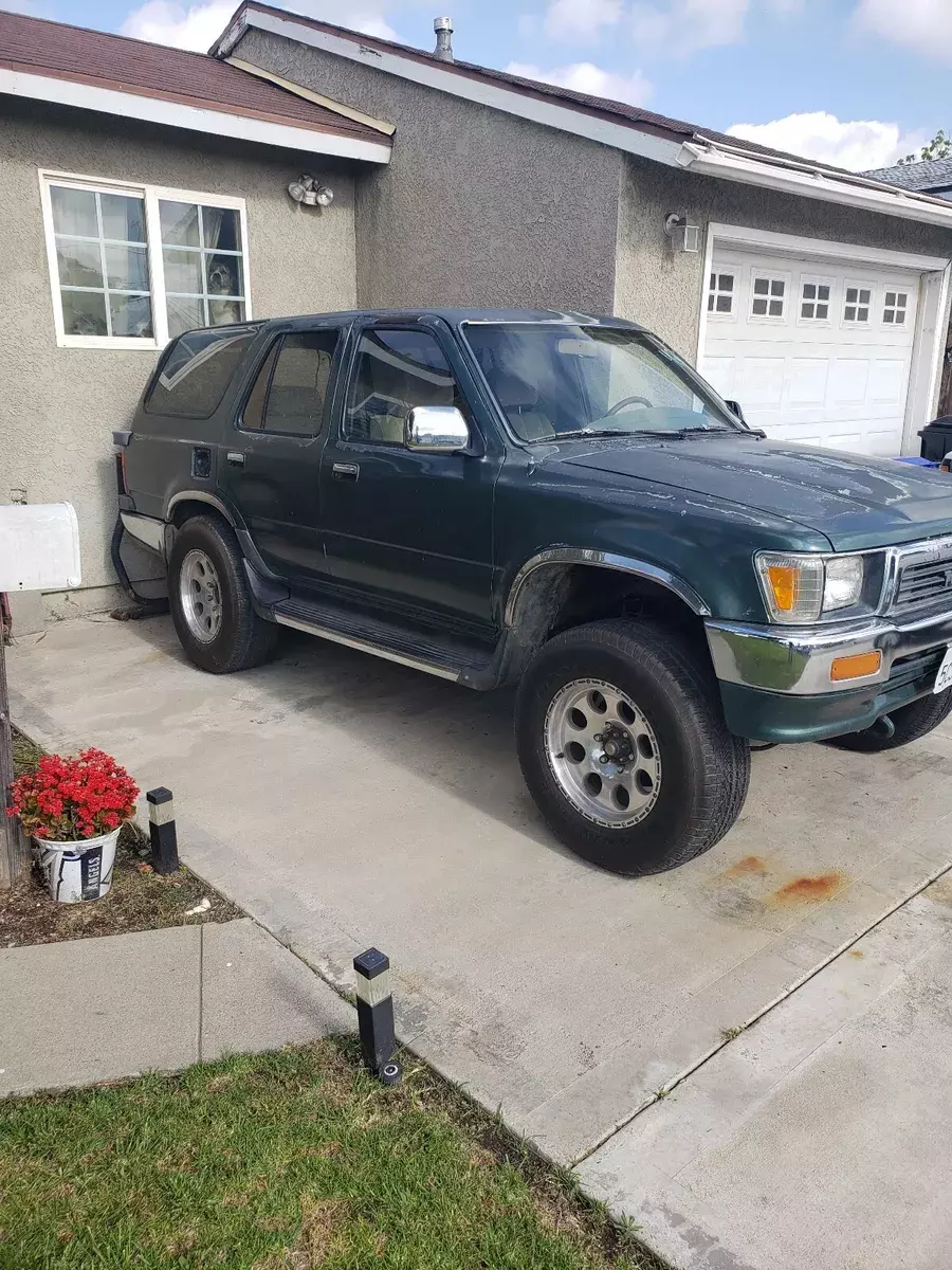 1990 Toyota 4Runner VN39 SR5