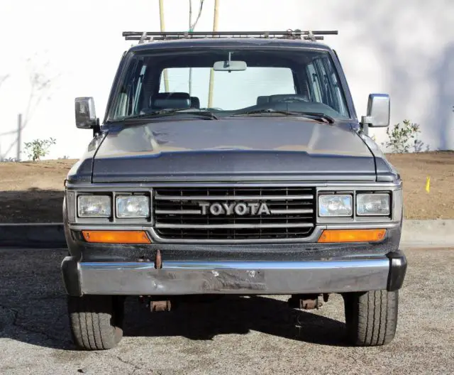 1990 Toyota Land Cruiser FJ62, 4X4, Cold A/C, Runs A+