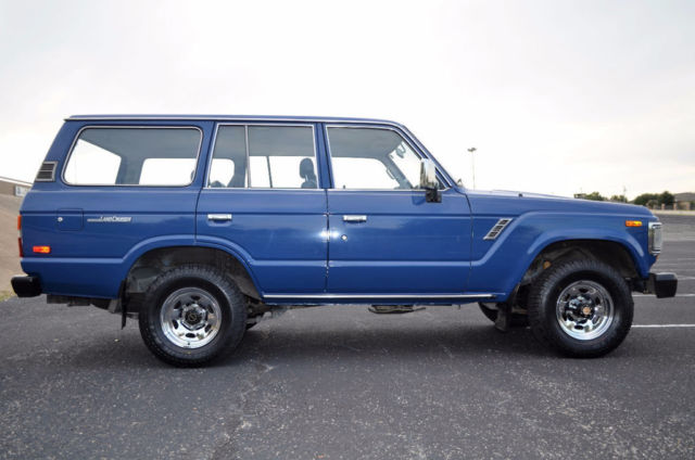 1990 Toyota Land Cruiser GX