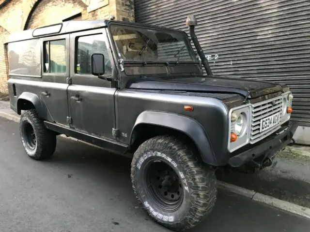 1990 Land Rover Defender