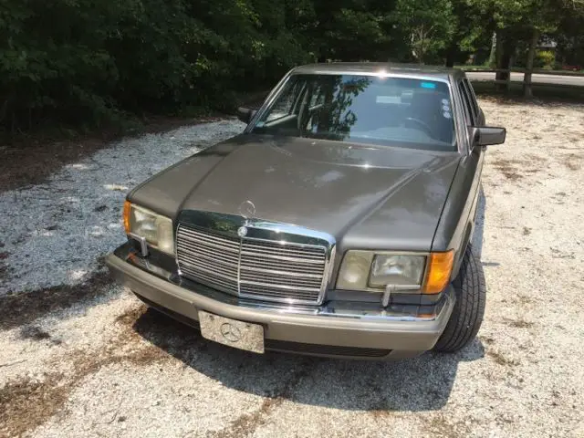 1991 Cadillac Brougham