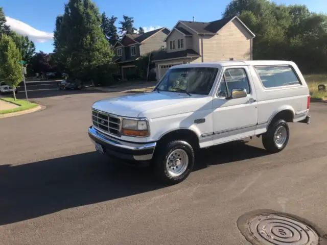 1992 Ford Bronco 1992  Ford bronco 4x4 XLT Low  Miles 74.k