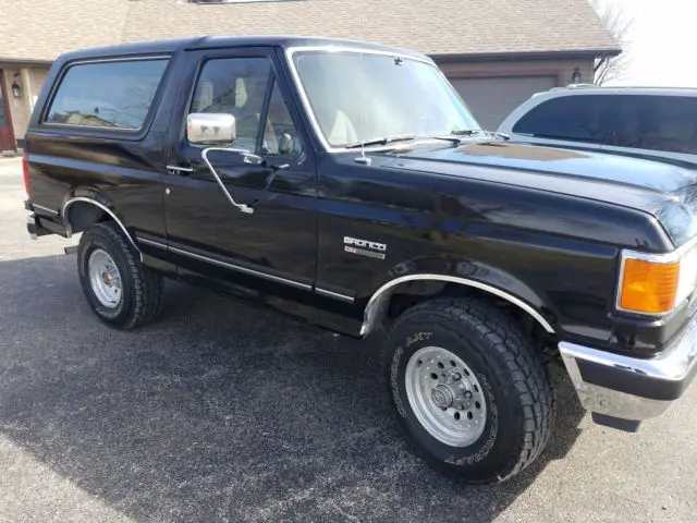 1991 Ford Bronco XLT