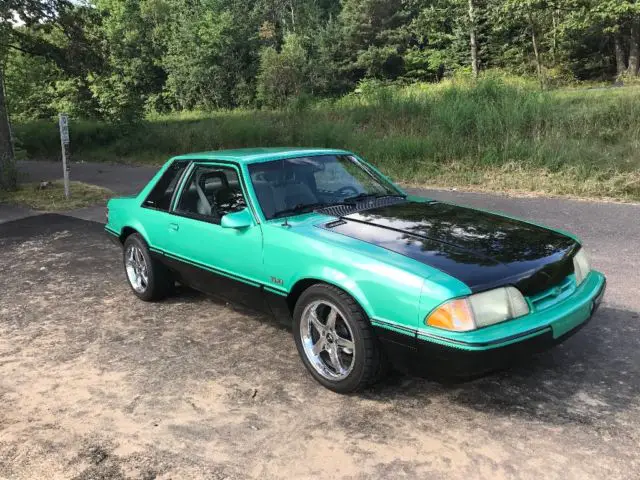 1991 Ford Mustang Lx