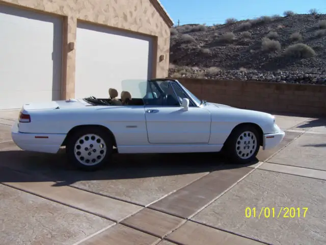 1991 Alfa Romeo Spider Veloce spider