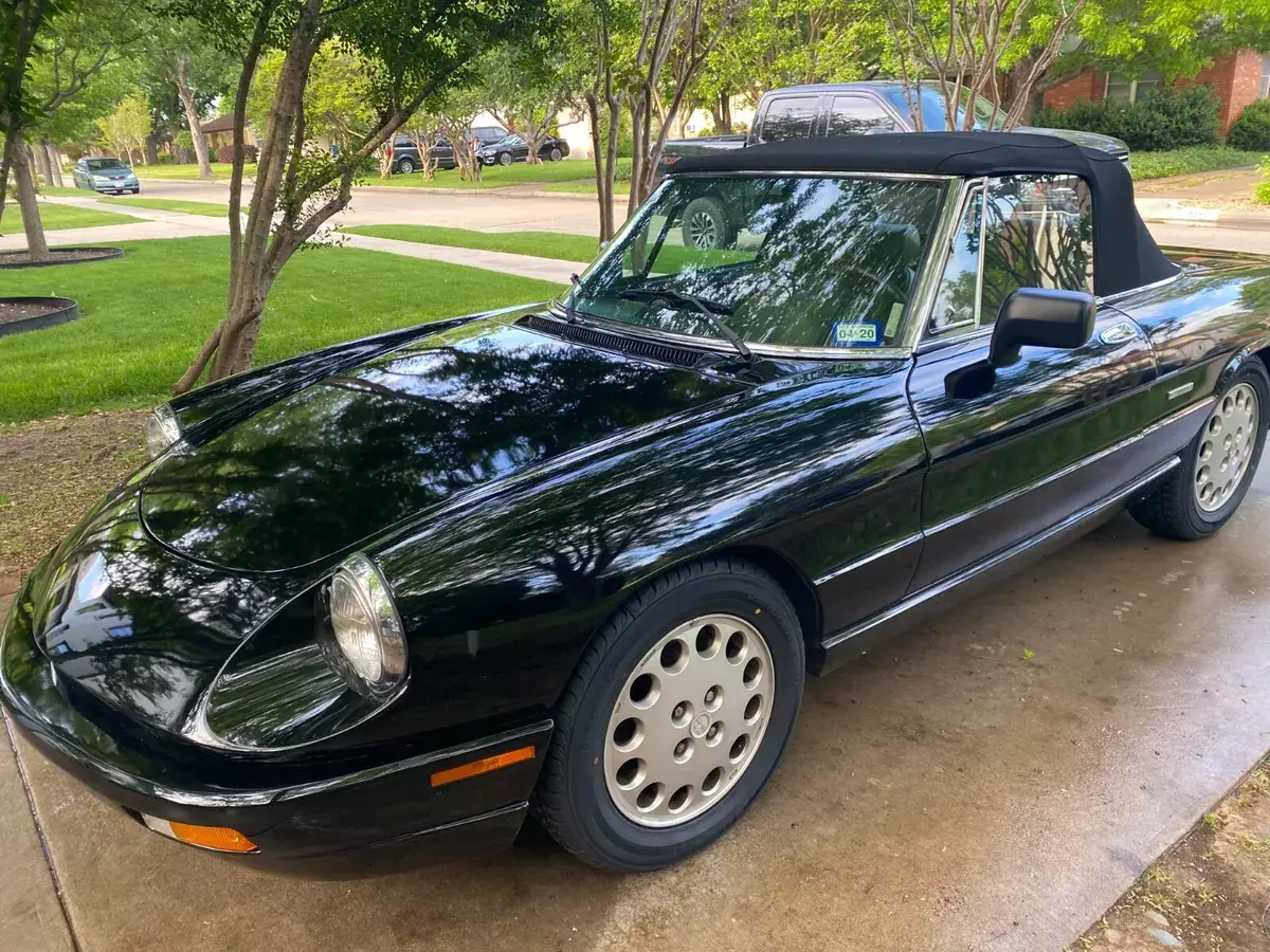 1991 Alfa Romeo Spider Veloce