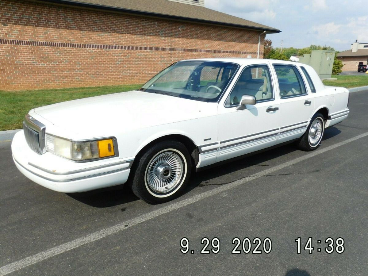 1991 Lincoln Town Car