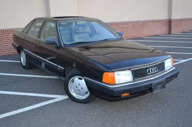 1991 Audi 100 Base 4dr Sedan
