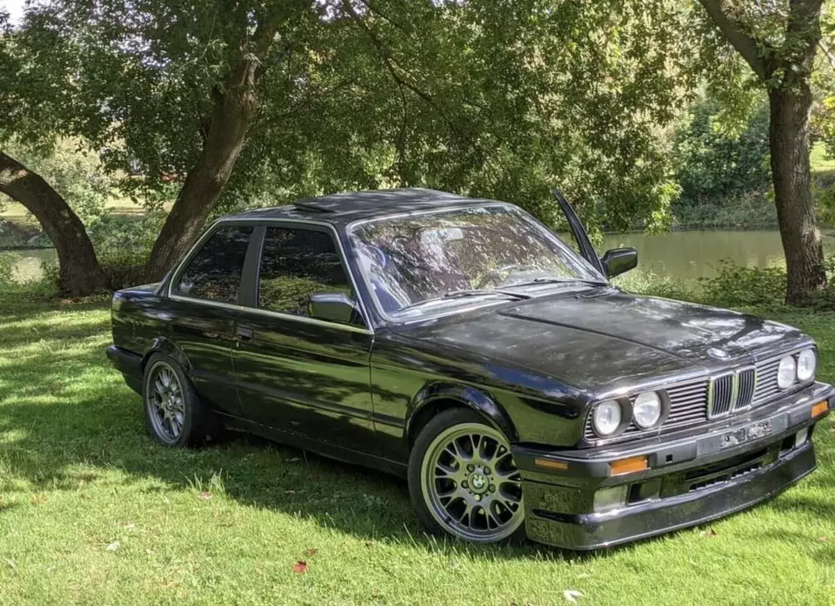 1991 BMW 3-Series I