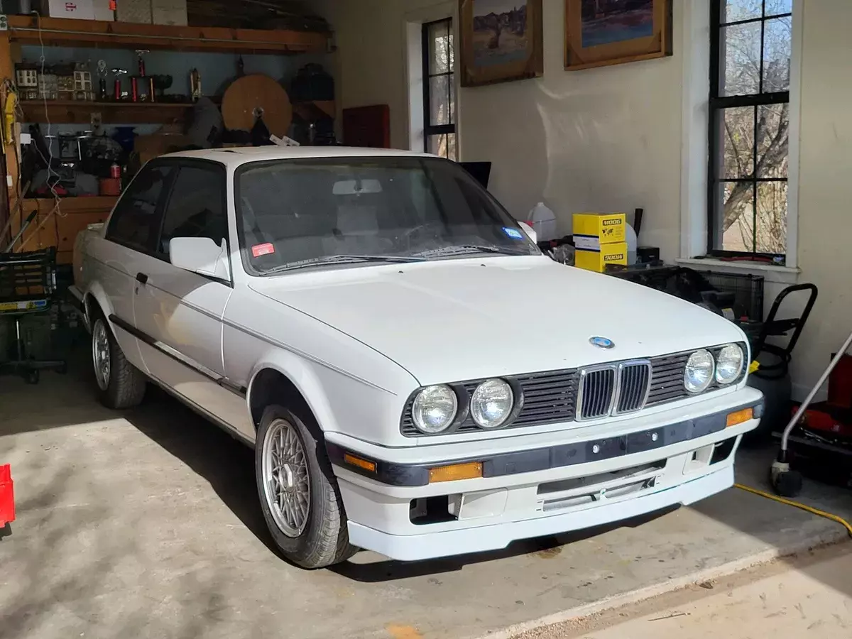 1991 BMW 3-Series IS