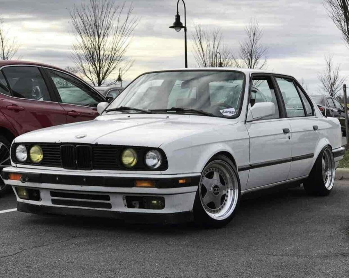 1991 BMW 3-Series 318i E30 5-Speed Manual M52 Swapped LSD