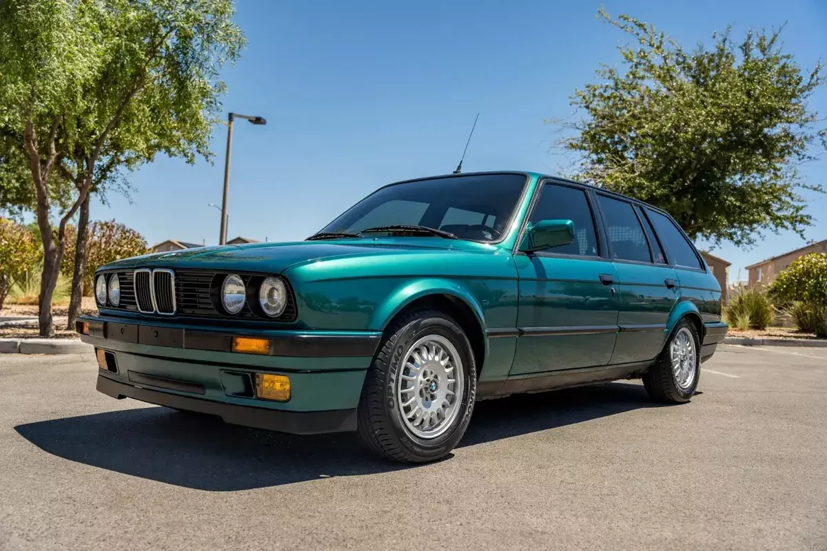 1991 BMW 3-Series