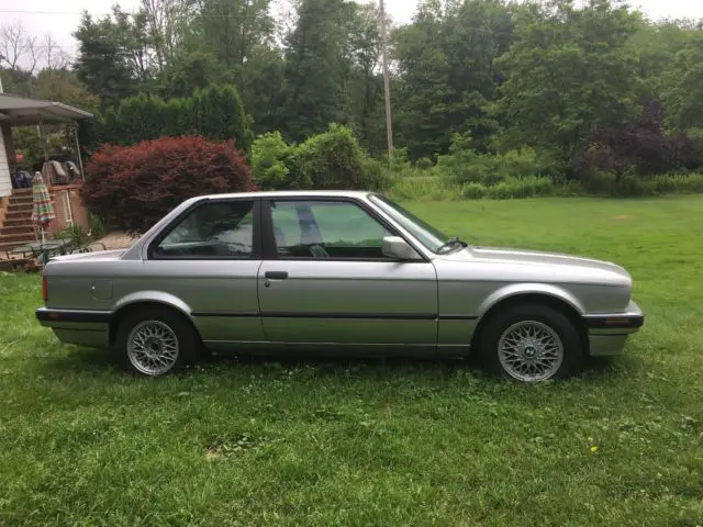 1991 BMW 3-Series Base Coupe 2-Door