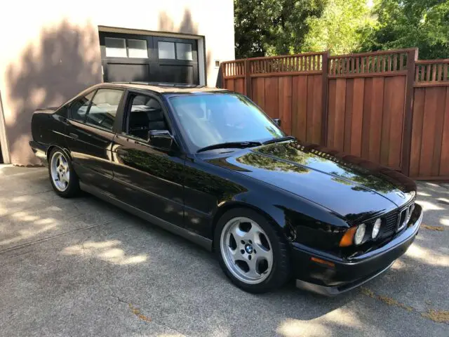 1991 BMW M5