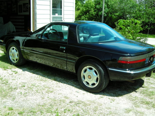 1991 Buick Reatta Base Coupe 2-Door