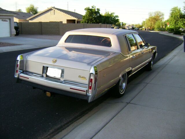 1991 Cadillac Brougham