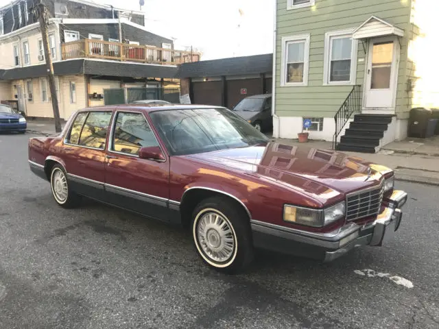 1991 Cadillac DeVille Spring Edition Sedan 4-Door