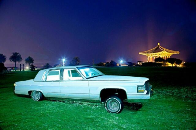 1991 Cadillac Brougham