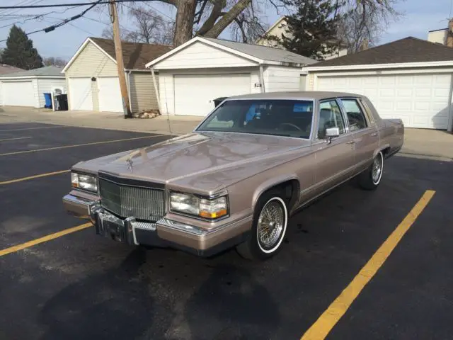 1991 Cadillac Brougham FLEETWOOD